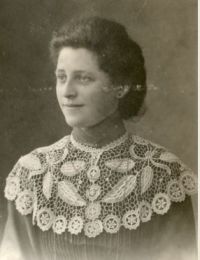 1e echtgenote Maria Wilhelmina Cornelia van Hoek. foto collectie Sjaak Obers