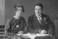 Verloving in 1922.