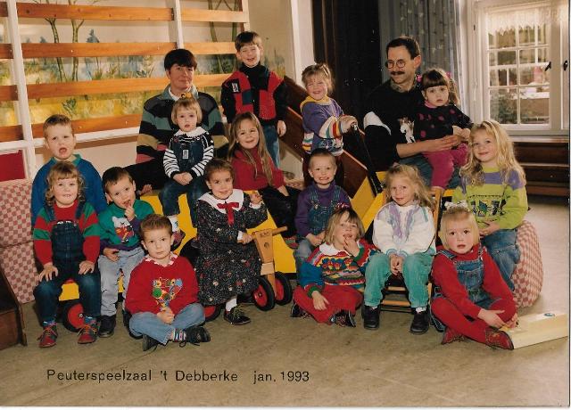 Bestand:Peuterspeelzaal 't Debberke 1993 LR.jpg