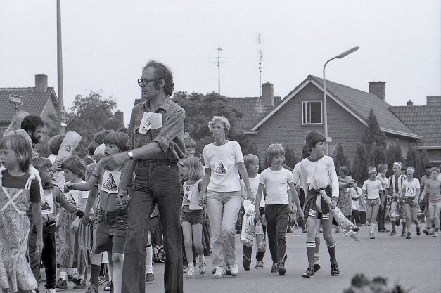 Bestand:Anton Vissers tijdens AV in 1979 (LR).jpg